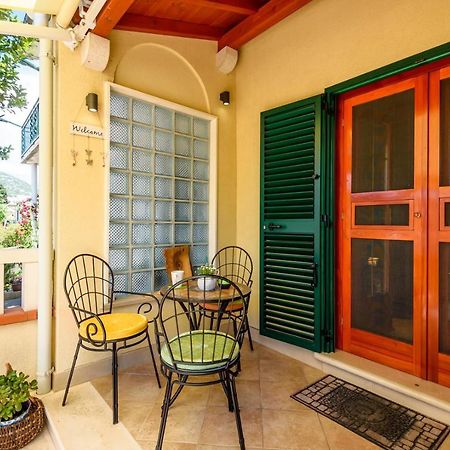 Apartment Jadranka With Sea View In Rogotin Dış mekan fotoğraf