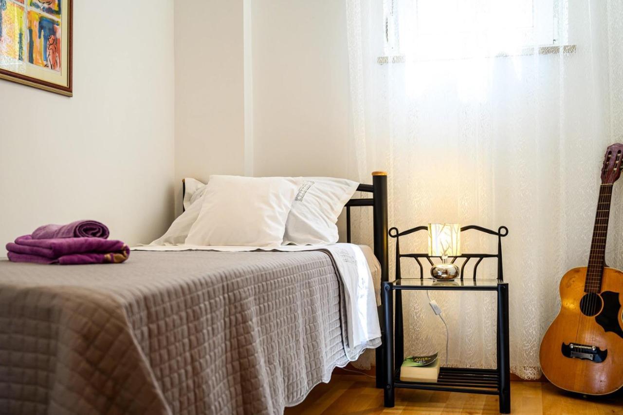 Apartment Jadranka With Sea View In Rogotin Dış mekan fotoğraf