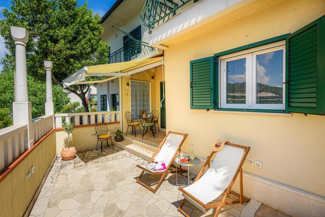 Apartment Jadranka With Sea View In Rogotin Dış mekan fotoğraf
